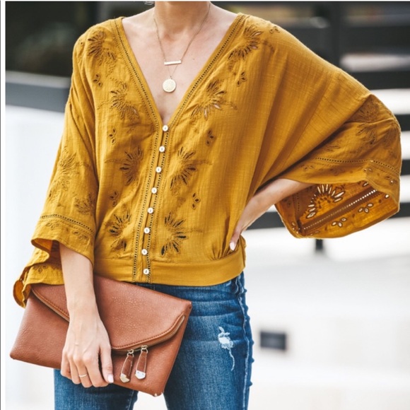 Vici Tops - [Vici] Je T’aime Eyelet Button Down Top